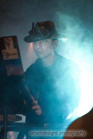 Proof-MIDI Ghetto Tour-Chemlab-2010-05-10-20-32-49